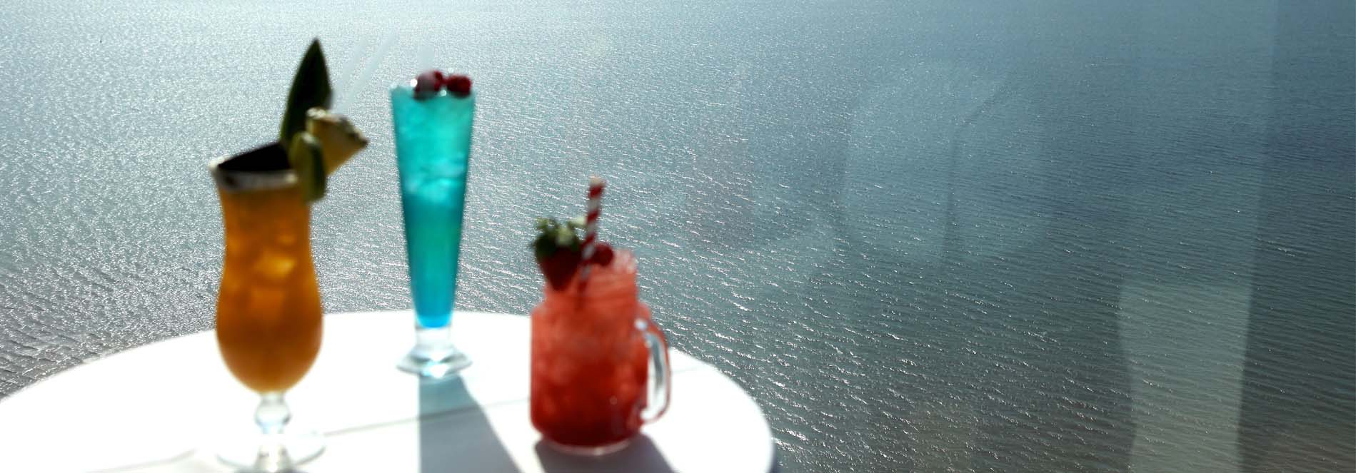 Cocktails with a view at Bar 380
