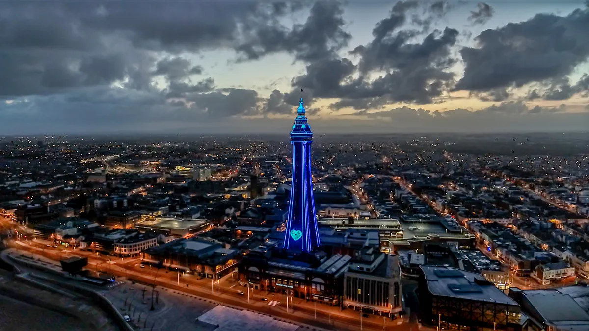 Cag Lights Absieling Blackpool Tower 012
